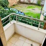 Spacious & Classy With 2 Baths In Centre Διαμέρισμα Φιλιππούπολη