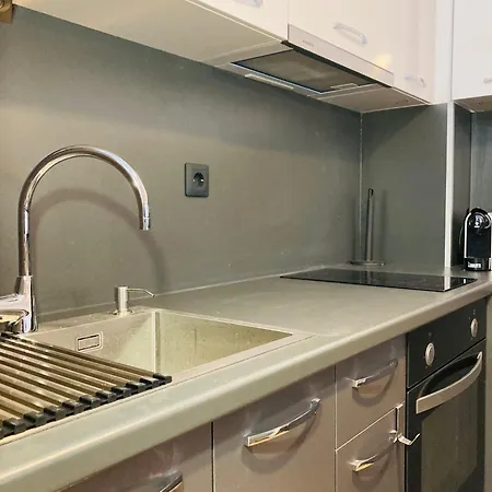 Spacious & Classy With 2 Baths In Centre Διαμέρισμα Φιλιππούπολη