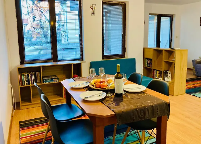 Apartamento Spacious & Classy 2bdr With 2 Baths In Centre Plovdiv