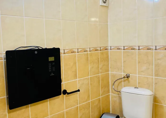 Apartamento Spacious & Classy 2bdr With 2 Baths In Centre