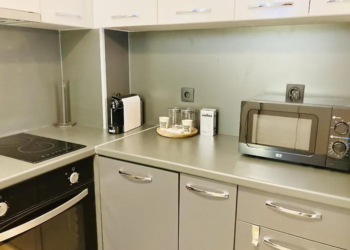 Apartamento Spacious & Classy 2bdr With 2 Baths In Centre Plovdiv