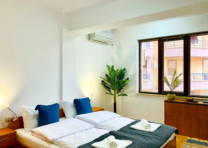 Apartamento Spacious & Classy 2bdr With 2 Baths In Centre Plovdiv